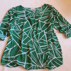 Avenue tunic - size 18/20